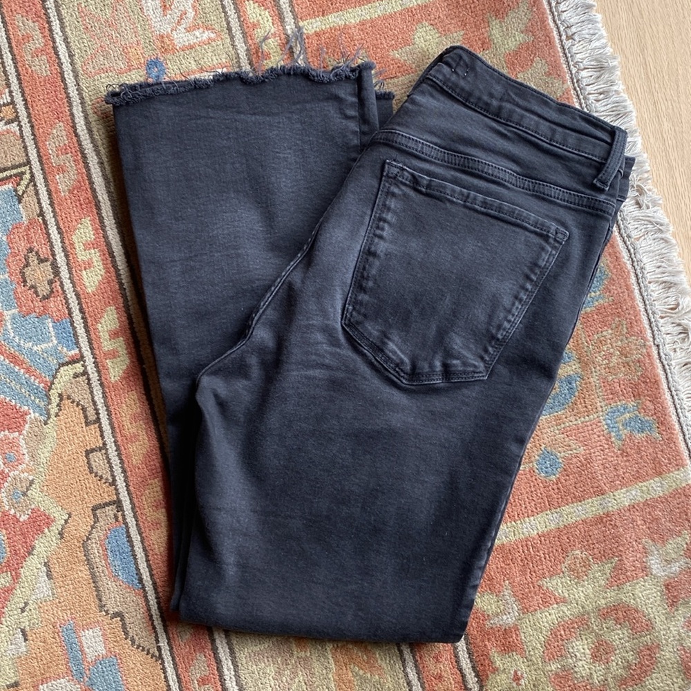 Sienna Flared Cropped Jeans - Black